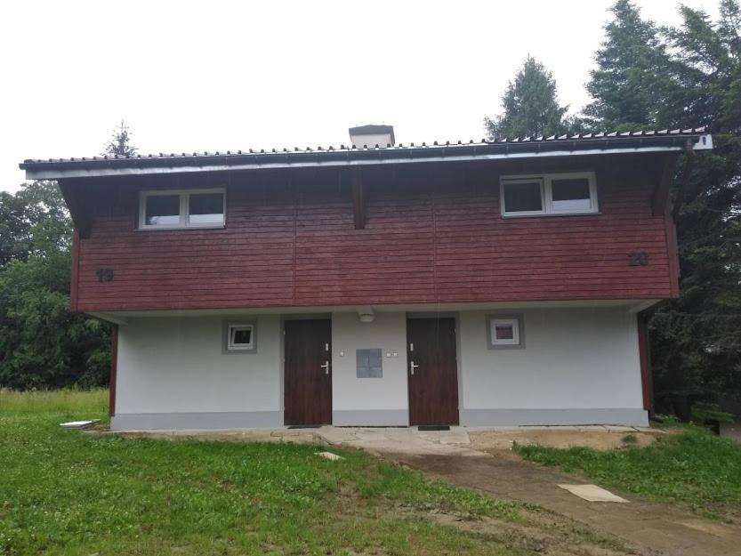 Osrodek Wypoczynkowy " Bieszczady" Hotel Myczkowce Ngoại thất bức ảnh