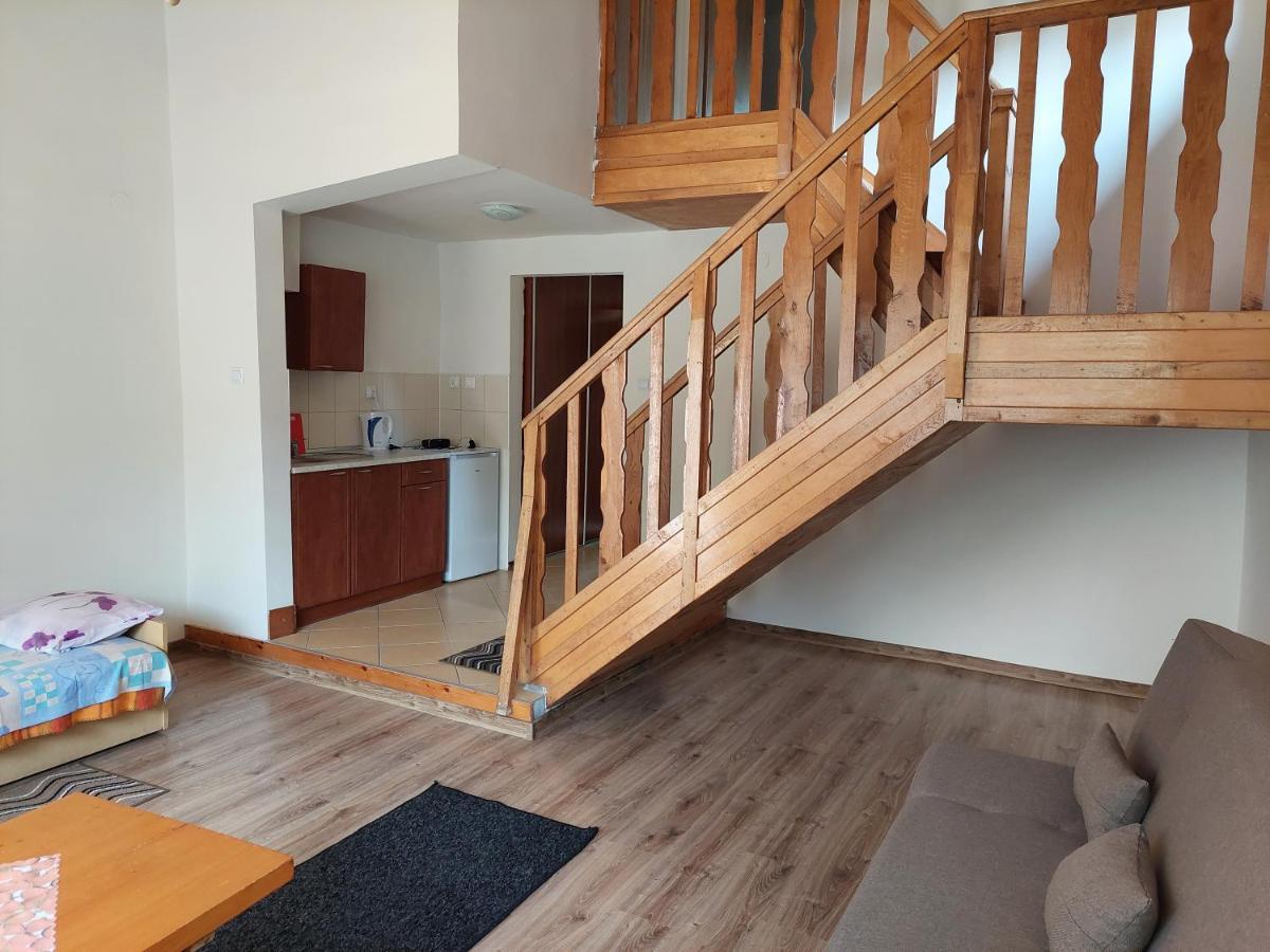Osrodek Wypoczynkowy " Bieszczady" Hotel Myczkowce Ngoại thất bức ảnh