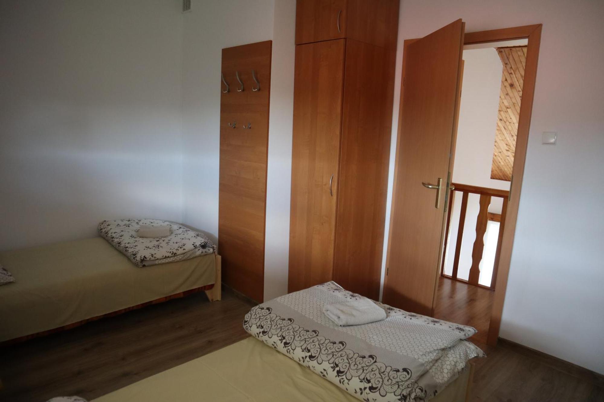 Osrodek Wypoczynkowy " Bieszczady" Hotel Myczkowce Ngoại thất bức ảnh