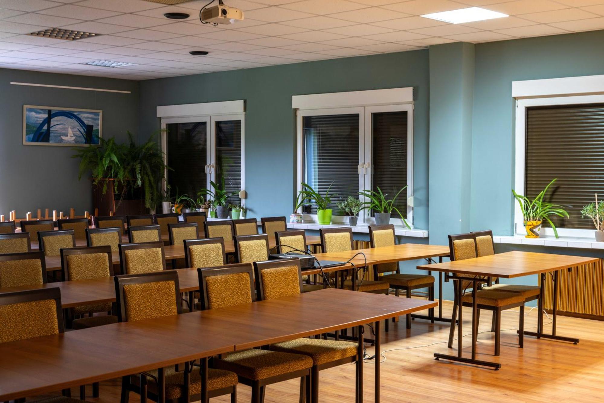 Osrodek Wypoczynkowy " Bieszczady" Hotel Myczkowce Ngoại thất bức ảnh